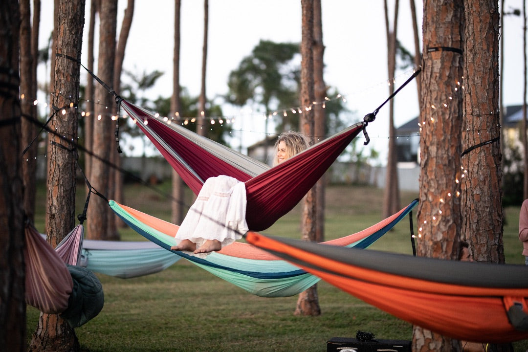 Merlot Red - Recycled Hammock with Straps