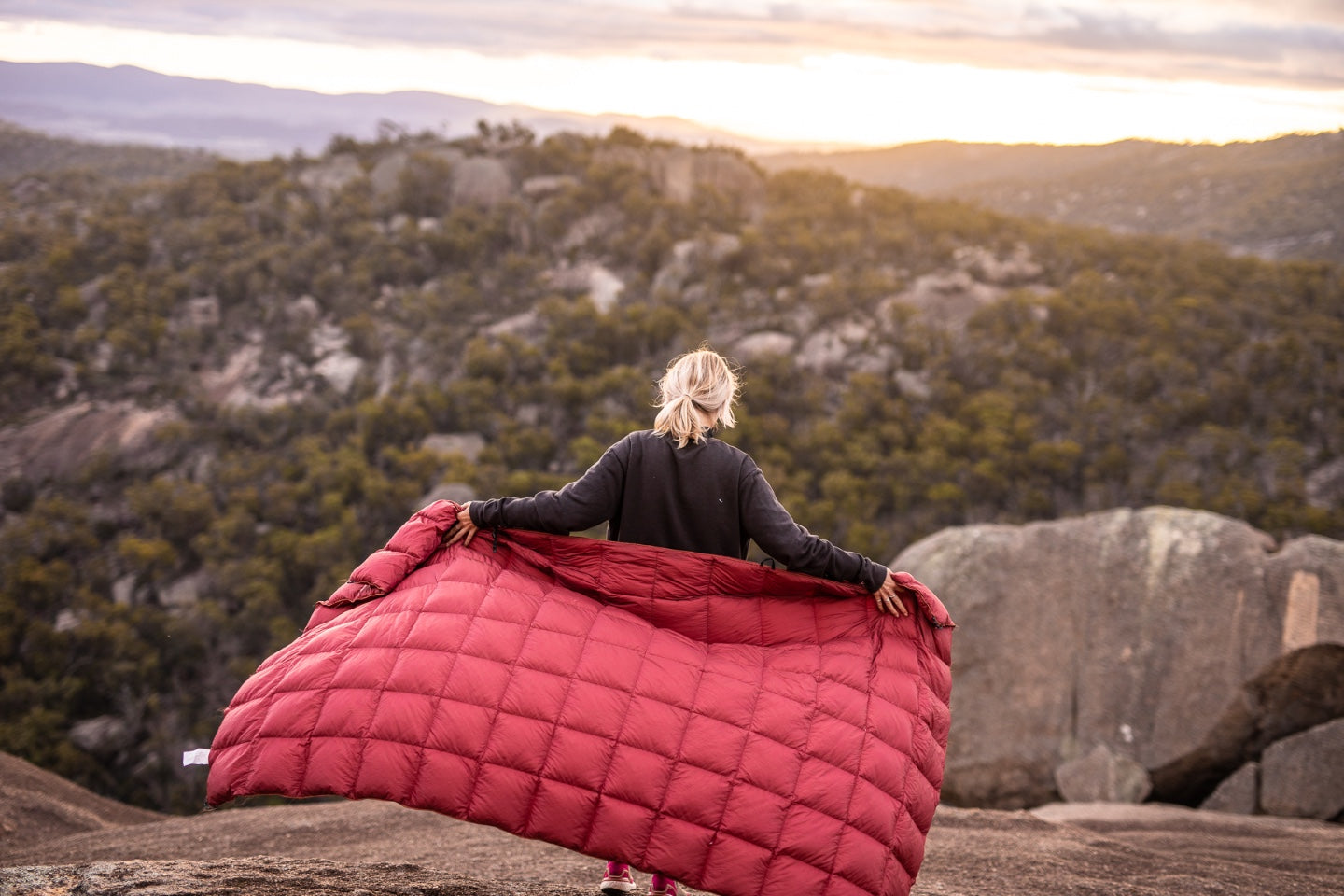 Earth Red Sustainable Down  - Puffy Blanket