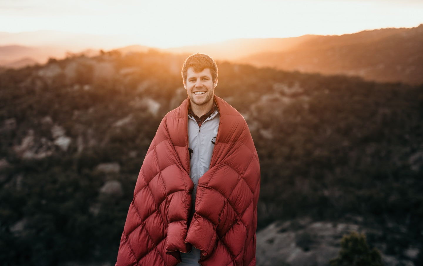 Earth Red Sustainable Down  - Puffy Blanket